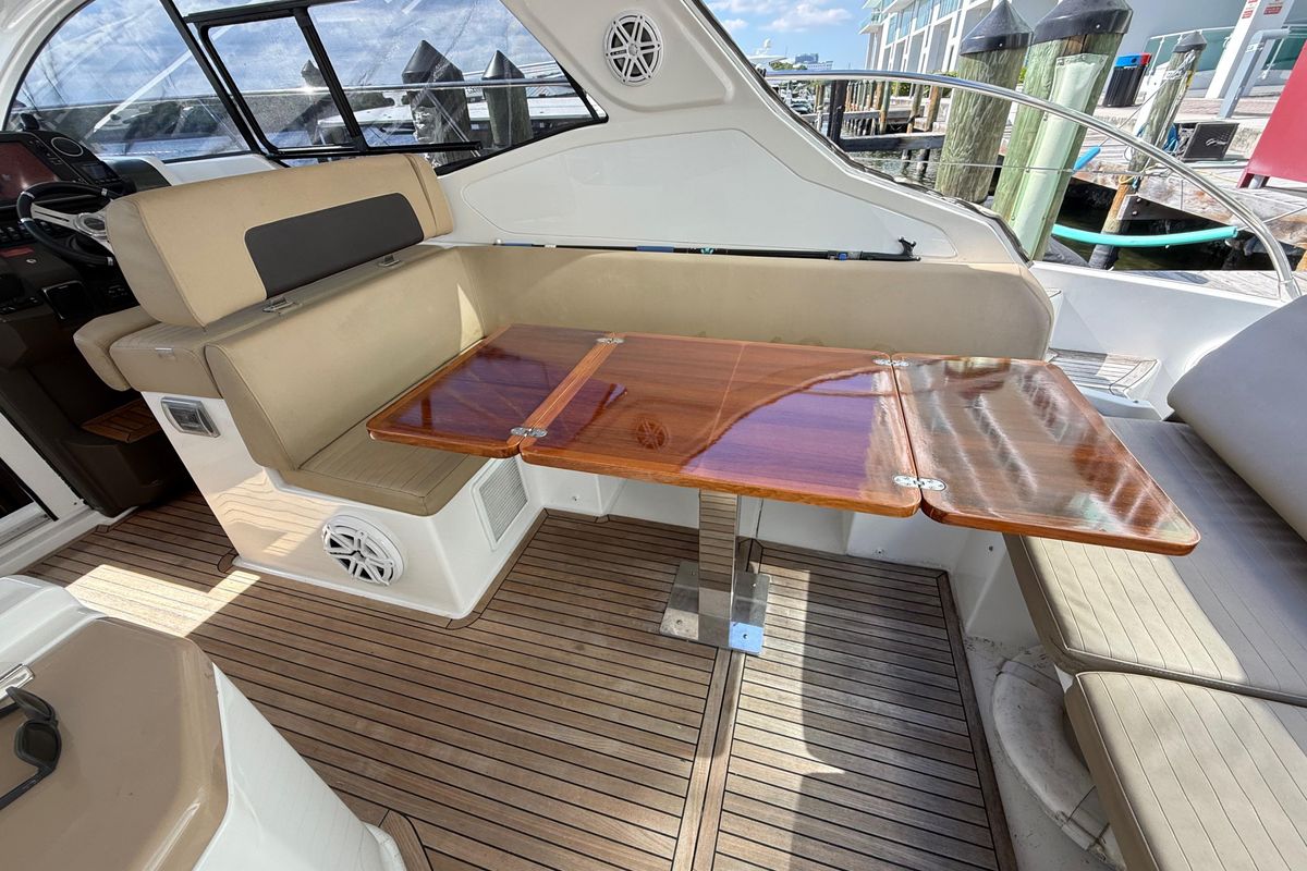 2016 Azimut 43 