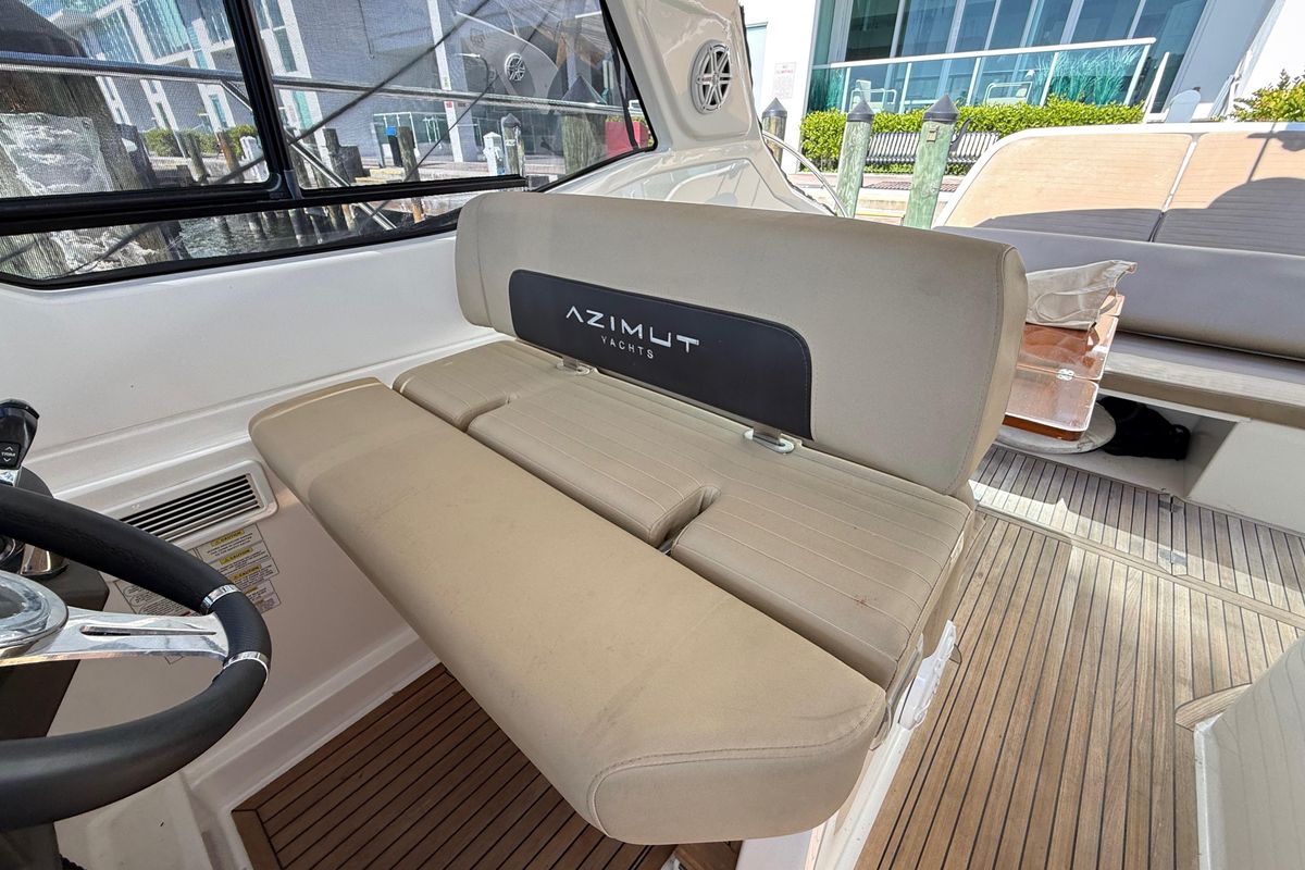 2016 Azimut 43 