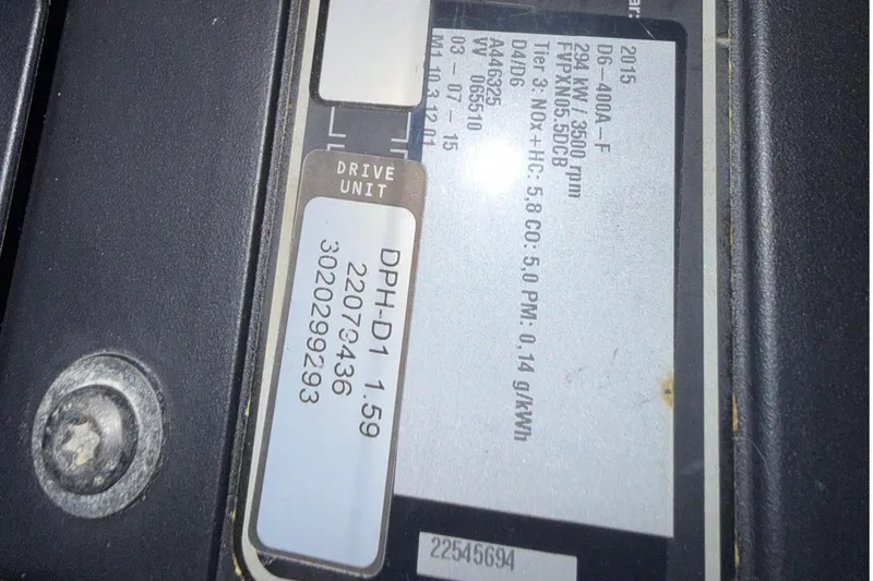  Yacht Photos Pics Close-up of Azimut Atlantis 43 engine label, displaying technical specifications and drive unit details.