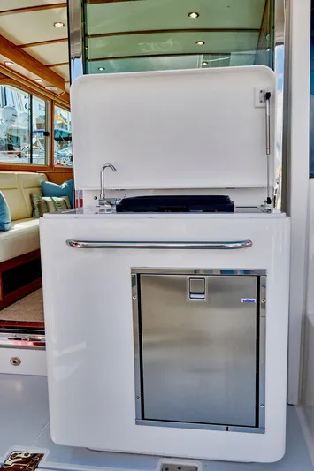 On Order, Ready For Customization Yacht Photos Pics Galley area on Sabre 45 Salon Express yacht, year 2027.