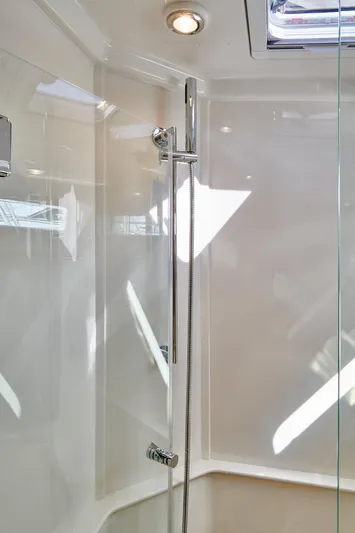 On Order, Ready For Customization Yacht Photos Pics Shower in Sabre 45 Salon Express 2027, modern design.