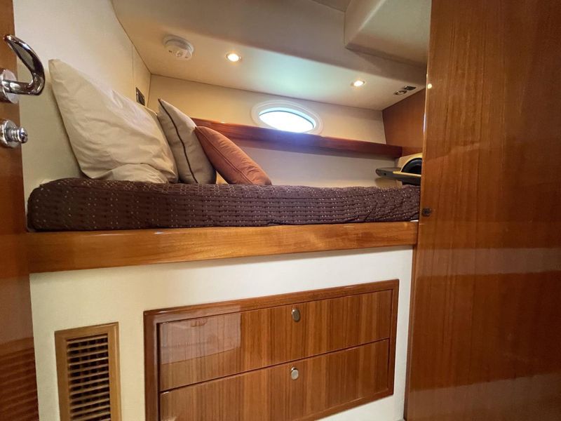 2011 Maritimo 60 Sports Cabriolet