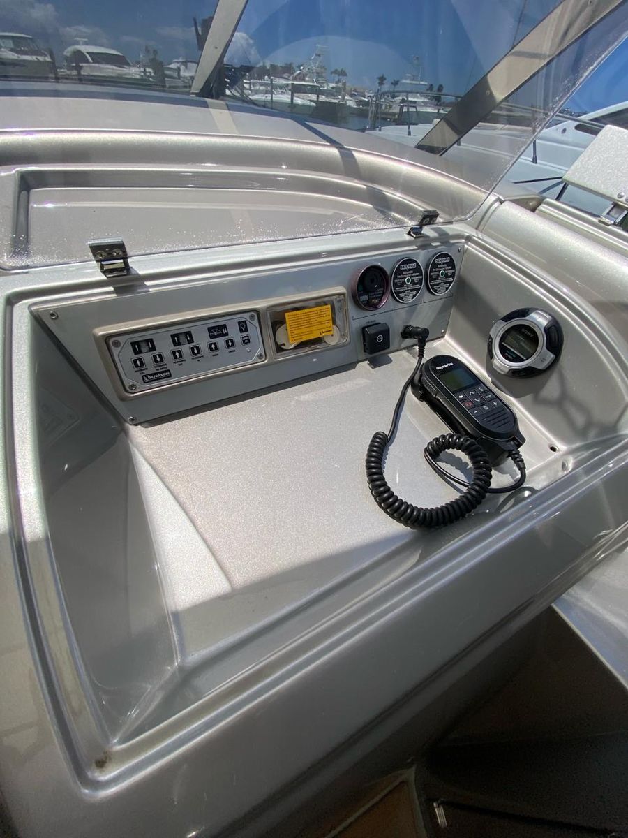 2006 Riva 44 