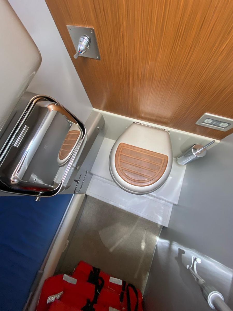 2006 Riva 44 