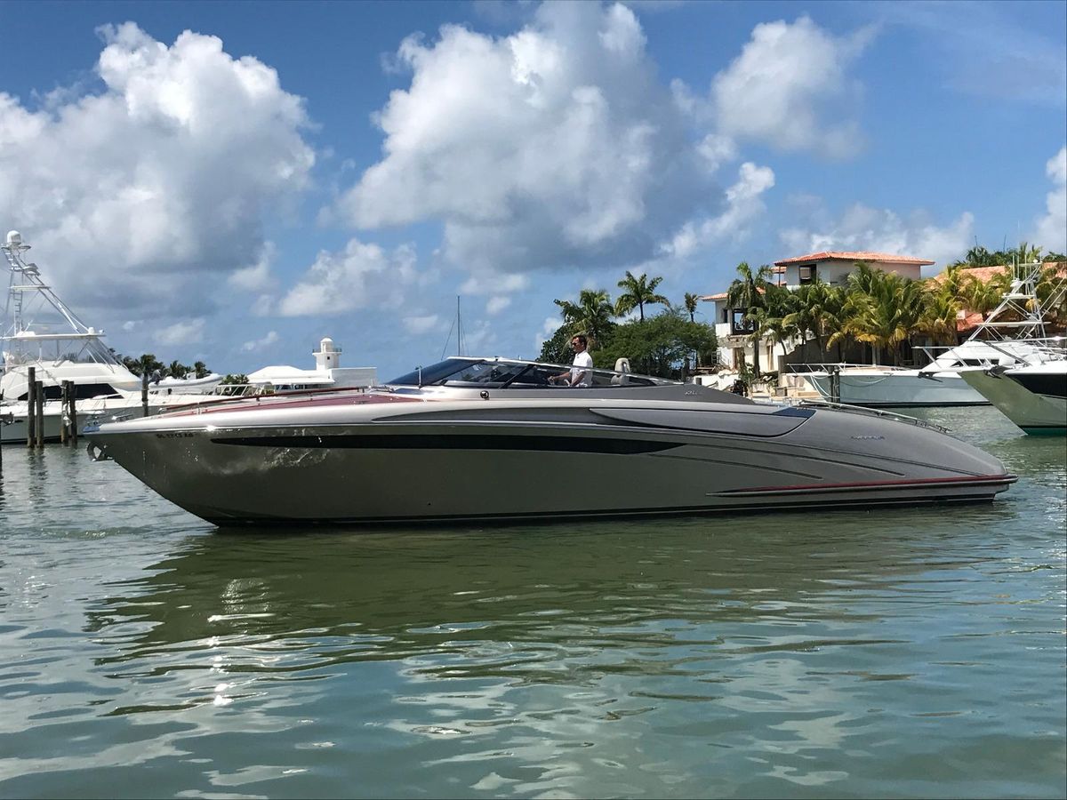 2006 Riva 44 