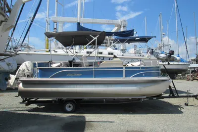 SunChaser Classic Fish 8520 4-PT