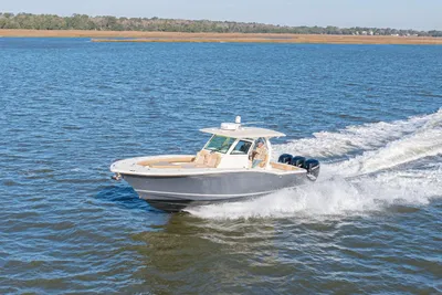 Scout 355 LXF