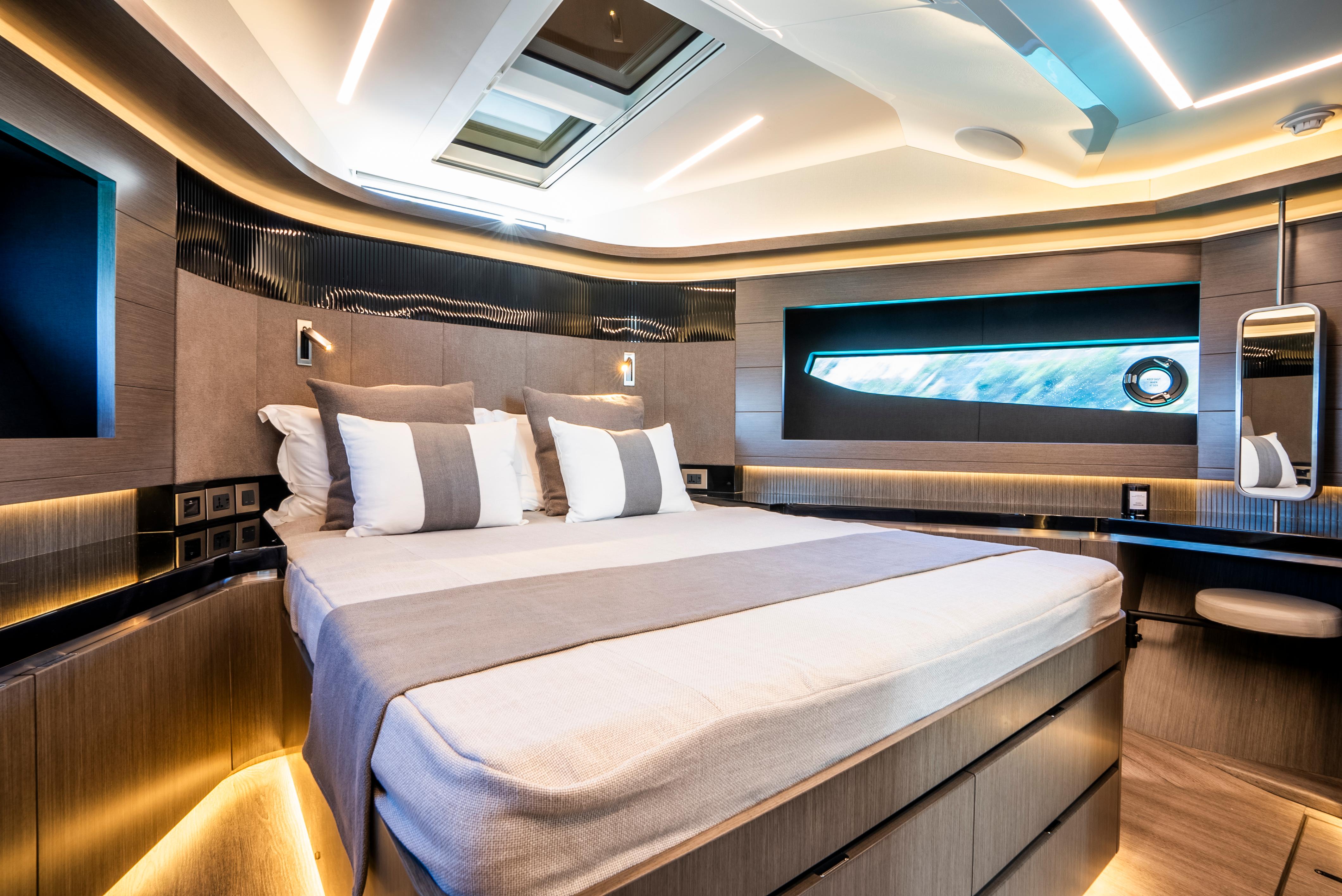 2025 Pearl 62 Flybridge boten te koop YachtWorld