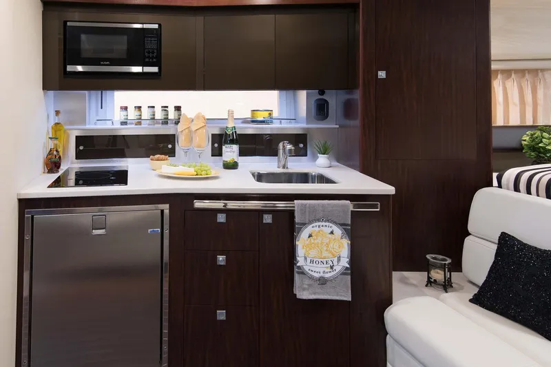  Yacht Photos Pics Manufacturer Provided Image: Manufacturer Provided Image