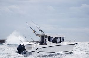 2023 Quicksilver CAPTUR PILOTHOUSE 805