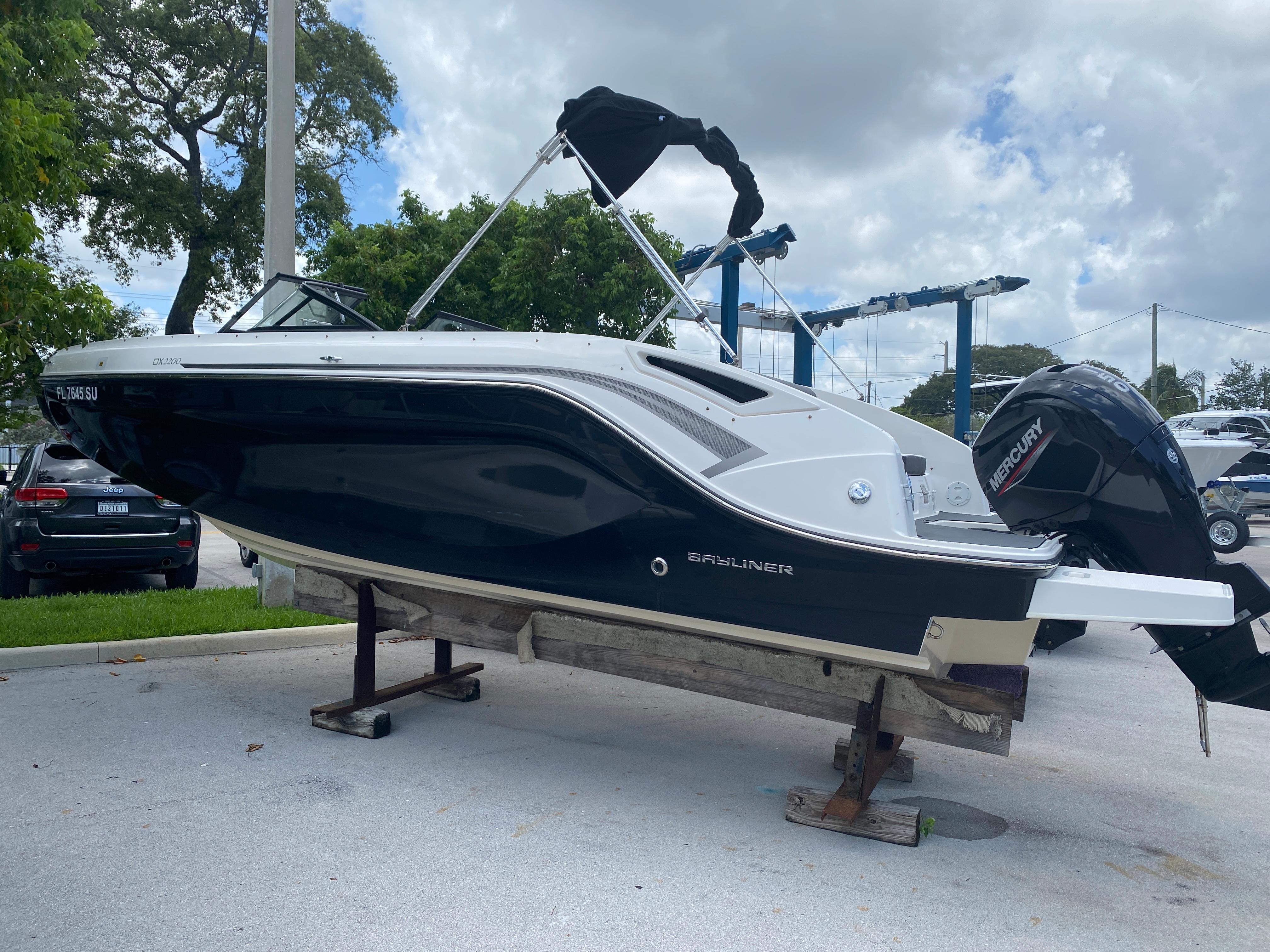 2021 Bayliner DX 2200