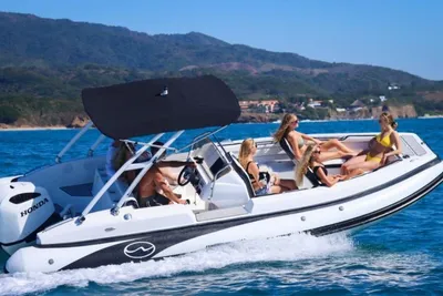 Walker Bay 22