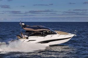 2023 Galeon 425 HTS