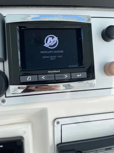 Legacy Yacht Photos Pics 