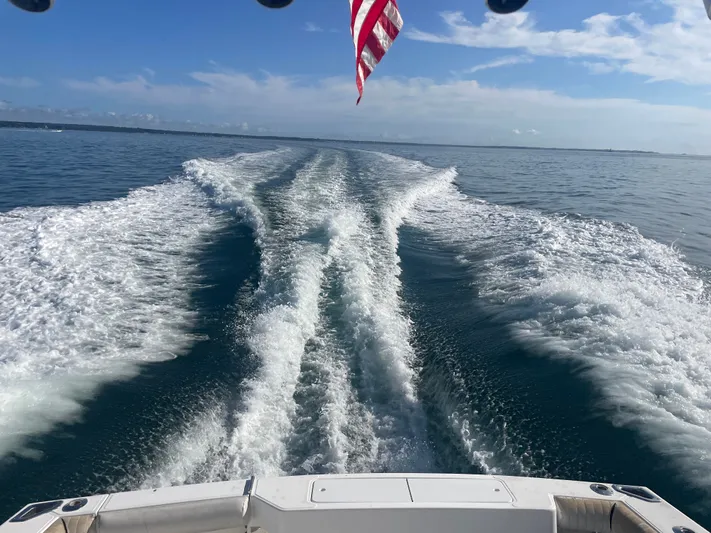 Legacy Yacht Photos Pics 