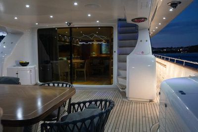 Yacht