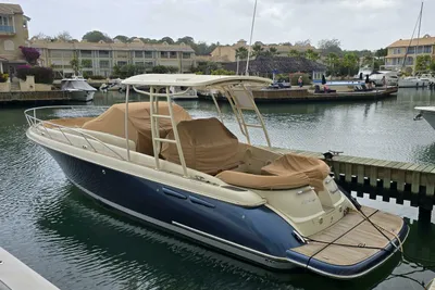 Chris-Craft 38 Launch