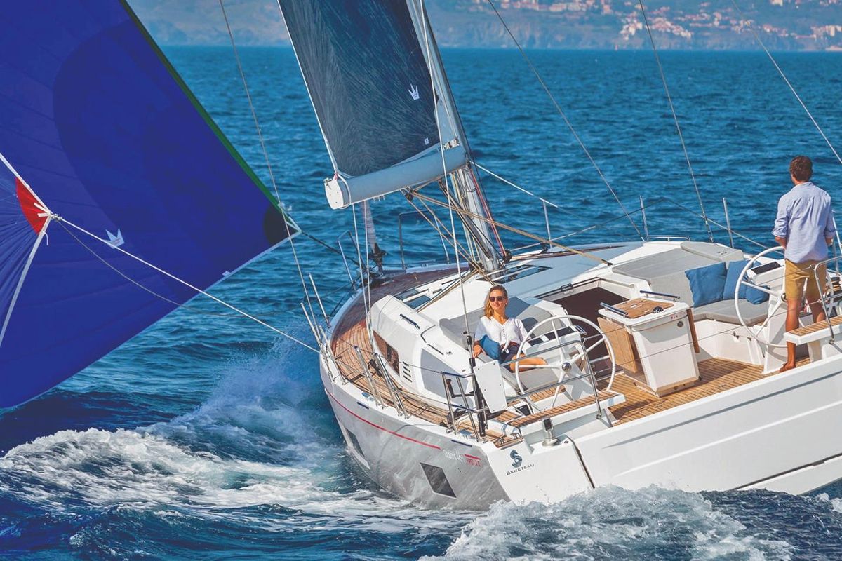 2023 Beneteau 44 