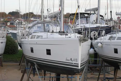 Hanse 418