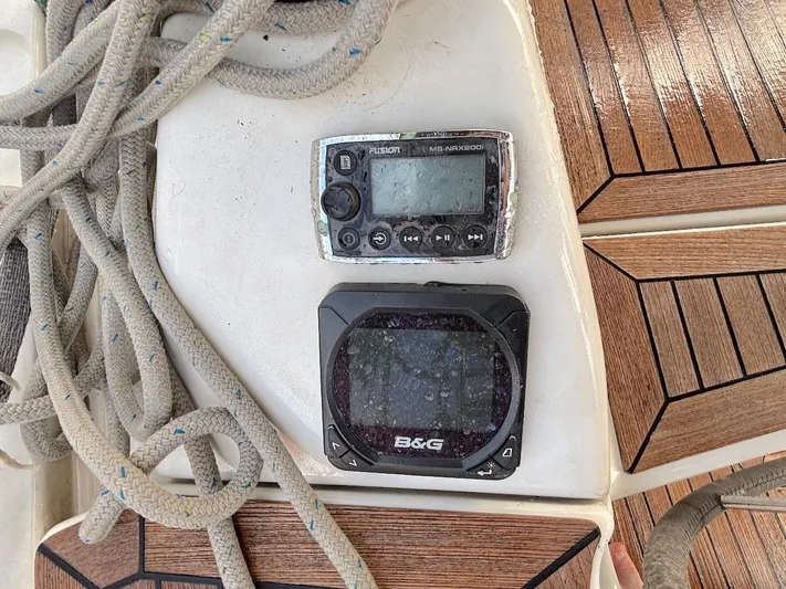 Sunshine Yacht Photos Pics Hanse 345 yacht deck with B&G navigation equipment and ropes, 2014 model.