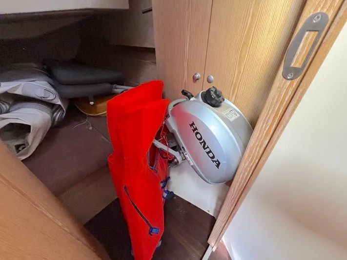 Sunshine Yacht Photos Pics 