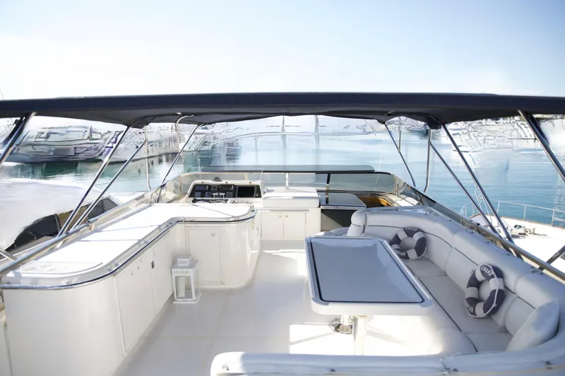 1601 Yacht Photos Pics 