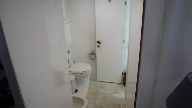 1601 Yacht Photos Pics 