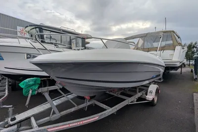 2012 Beneteau Flyer 550 Open S2