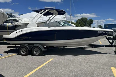 Chaparral 23 H2O Sport Deluxe