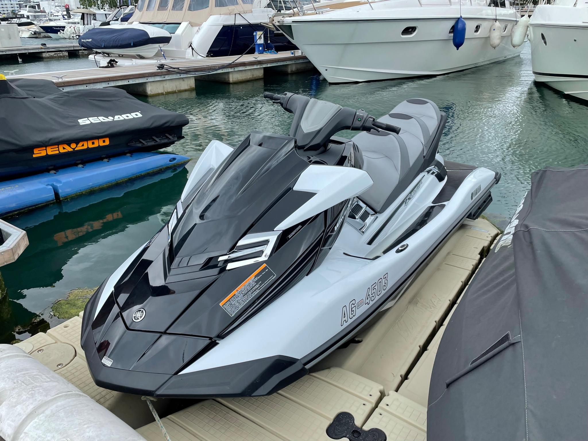 2017 Yamaha Waverunner Fx Cruiser Ho Wasserfahrzeug Und Jet Ski Kaufen Yachtworld