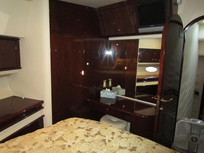 2006 Neptunus Flybridge Motor Yacht