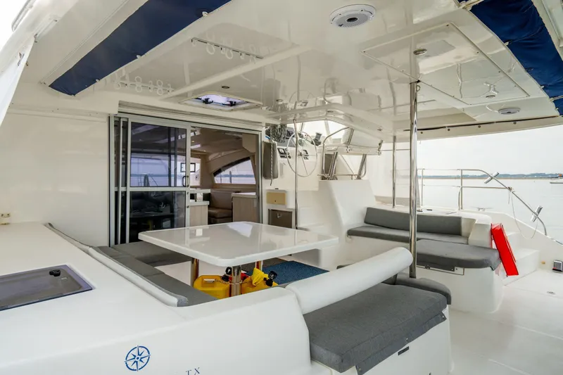 Grace Yacht Photos Pics Luxurious 2016 Leopard 48 yacht interior with spacious seating and dining area.