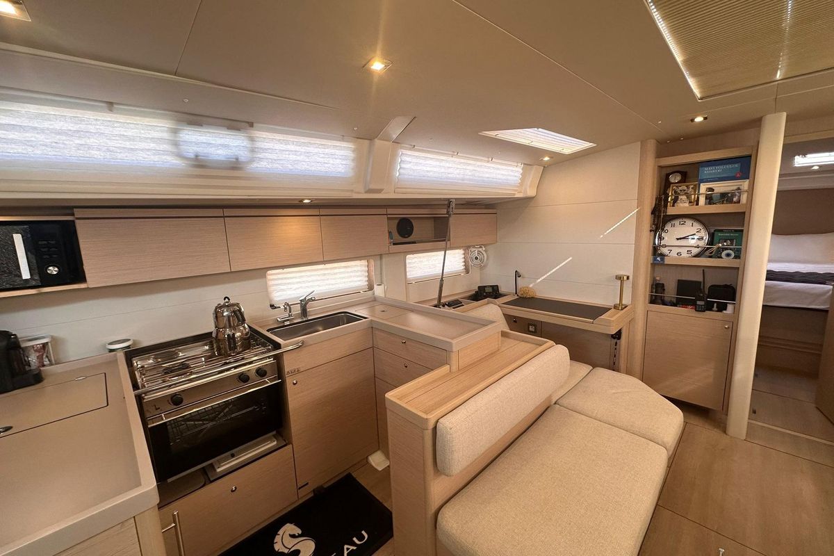 2024 Beneteau 52 