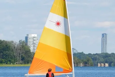 1990 Laser Boats 430