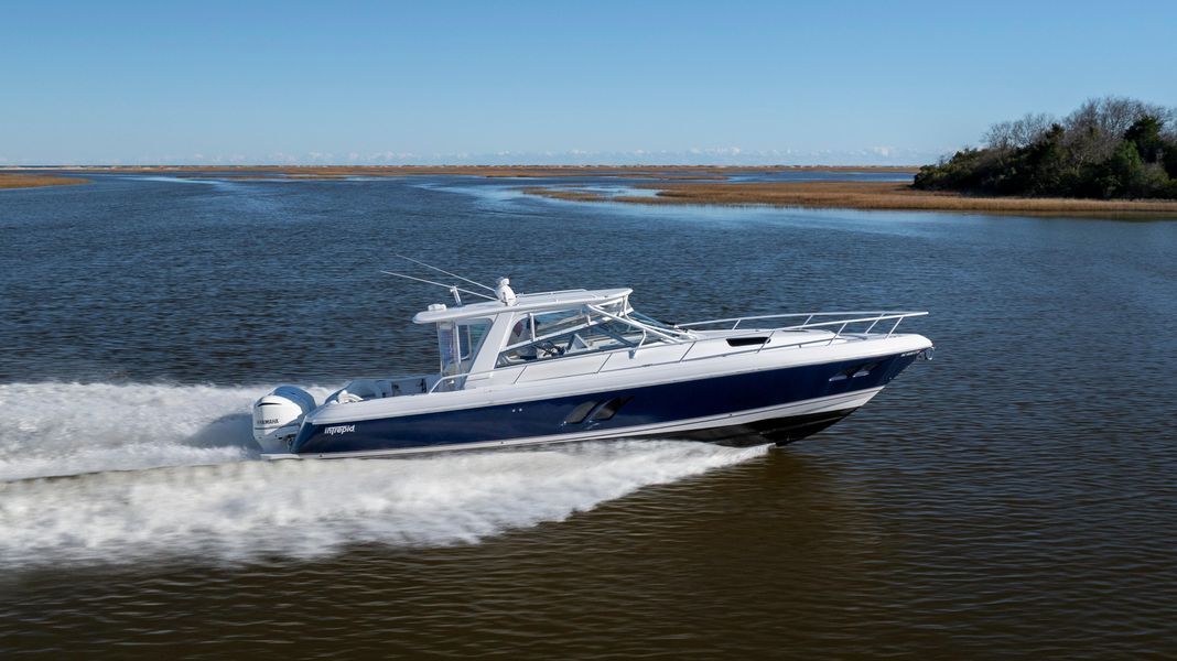 2013 Intrepid 430 Sport Yacht