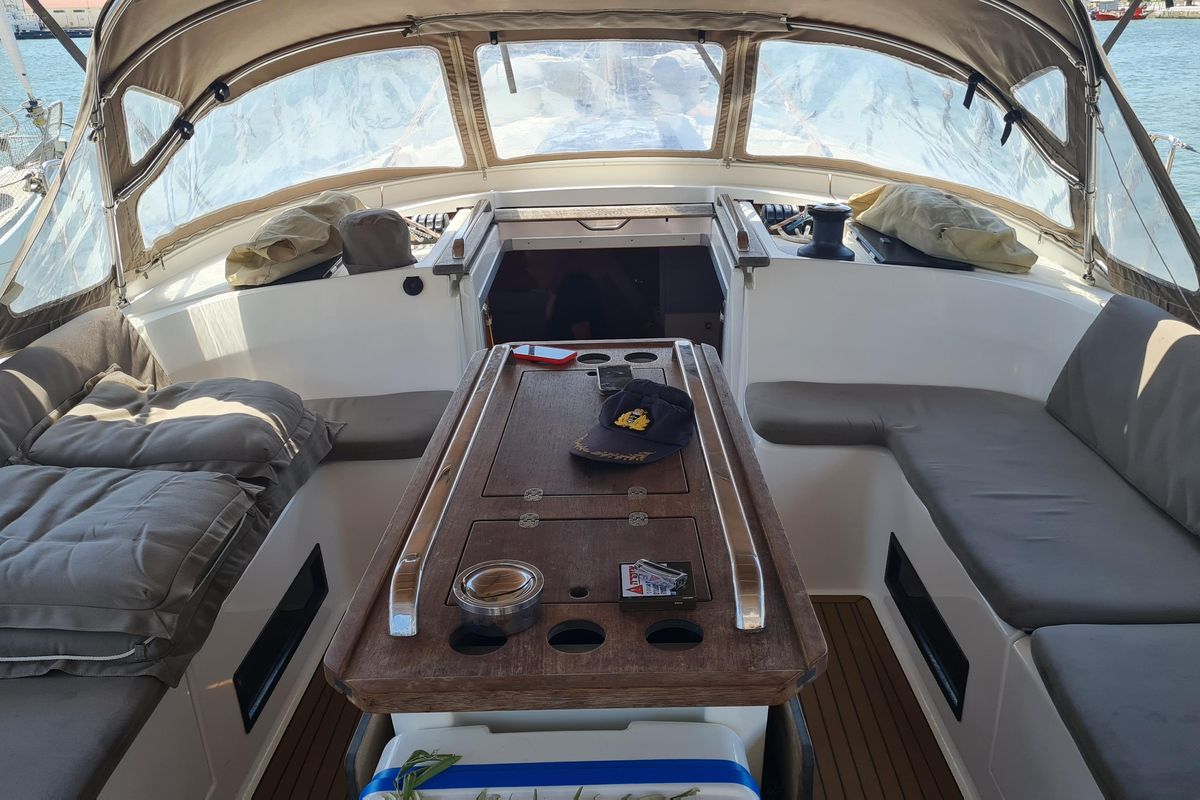2015 Bavaria 54 