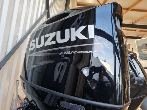 2022 Suzuki DF150 ATX