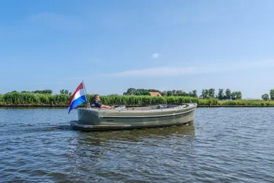 2025 Antaris Fifty5 – 27 pk