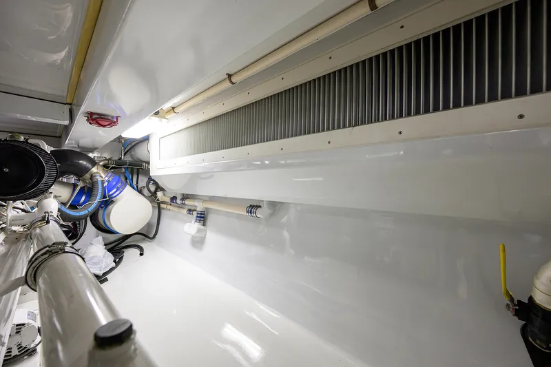 Business Stinks Yacht Photos Pics 