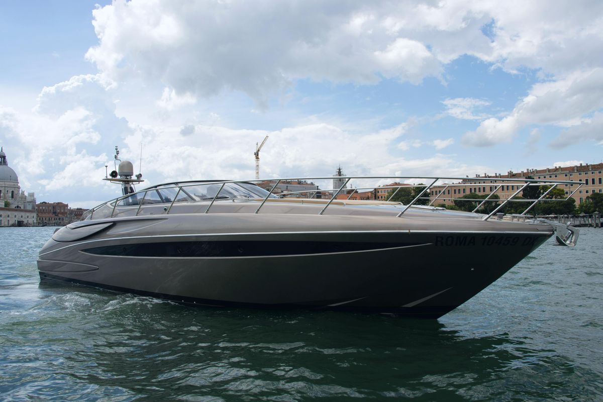 2006 Riva 52 