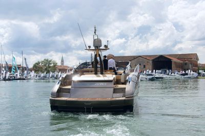 Yacht