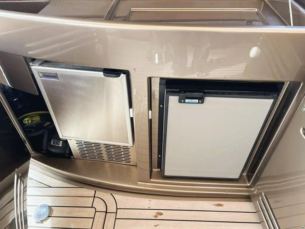 2006 Riva 52 