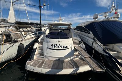 Yacht