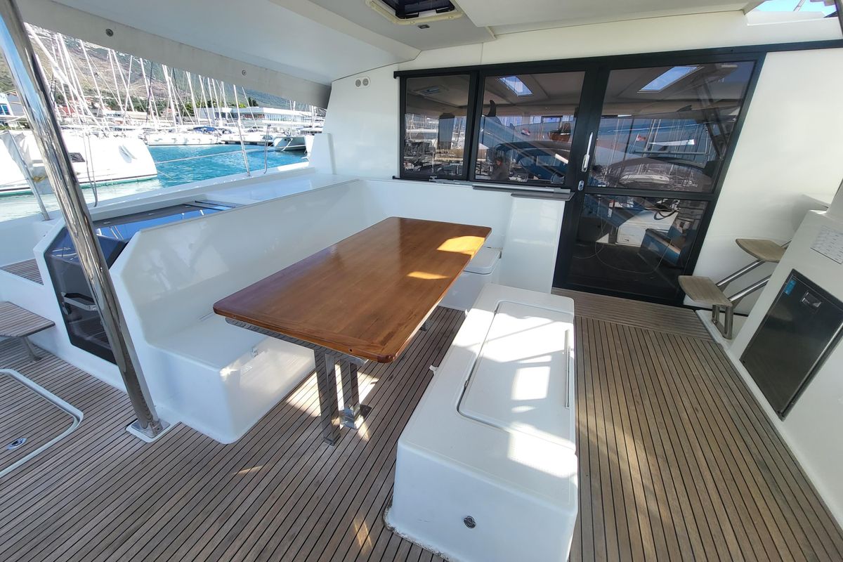 2018 Fountaine Pajot 45 