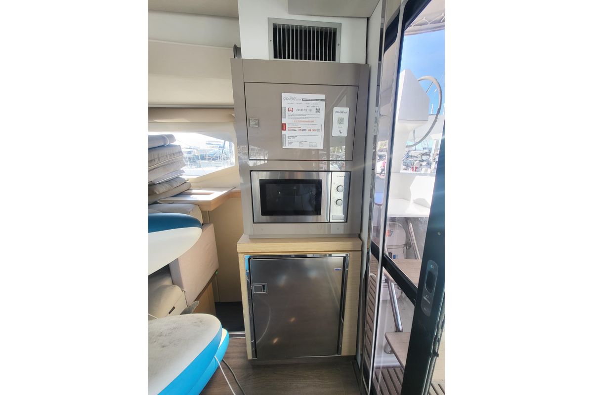 2018 Fountaine Pajot 45 