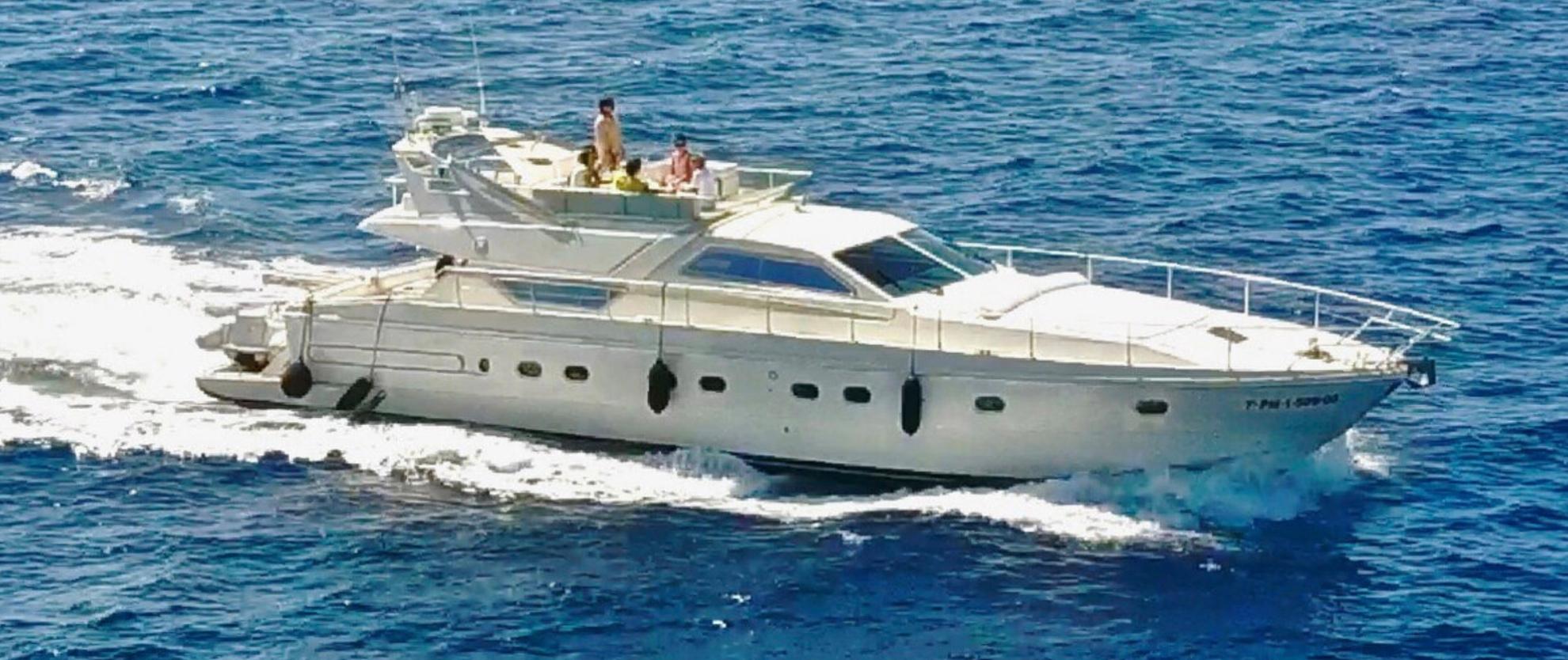 1996 Ferretti Yachts 175