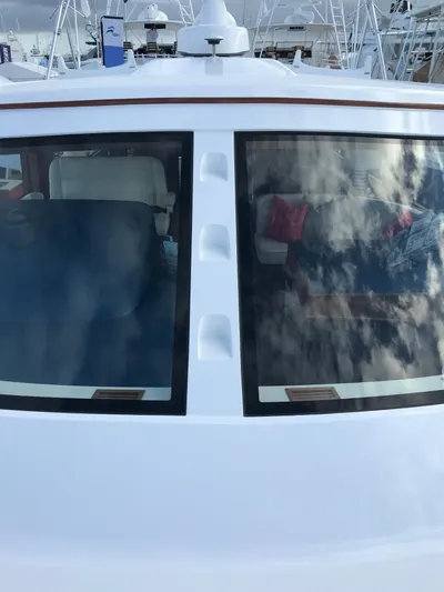 Privateer Yacht Photos Pics 