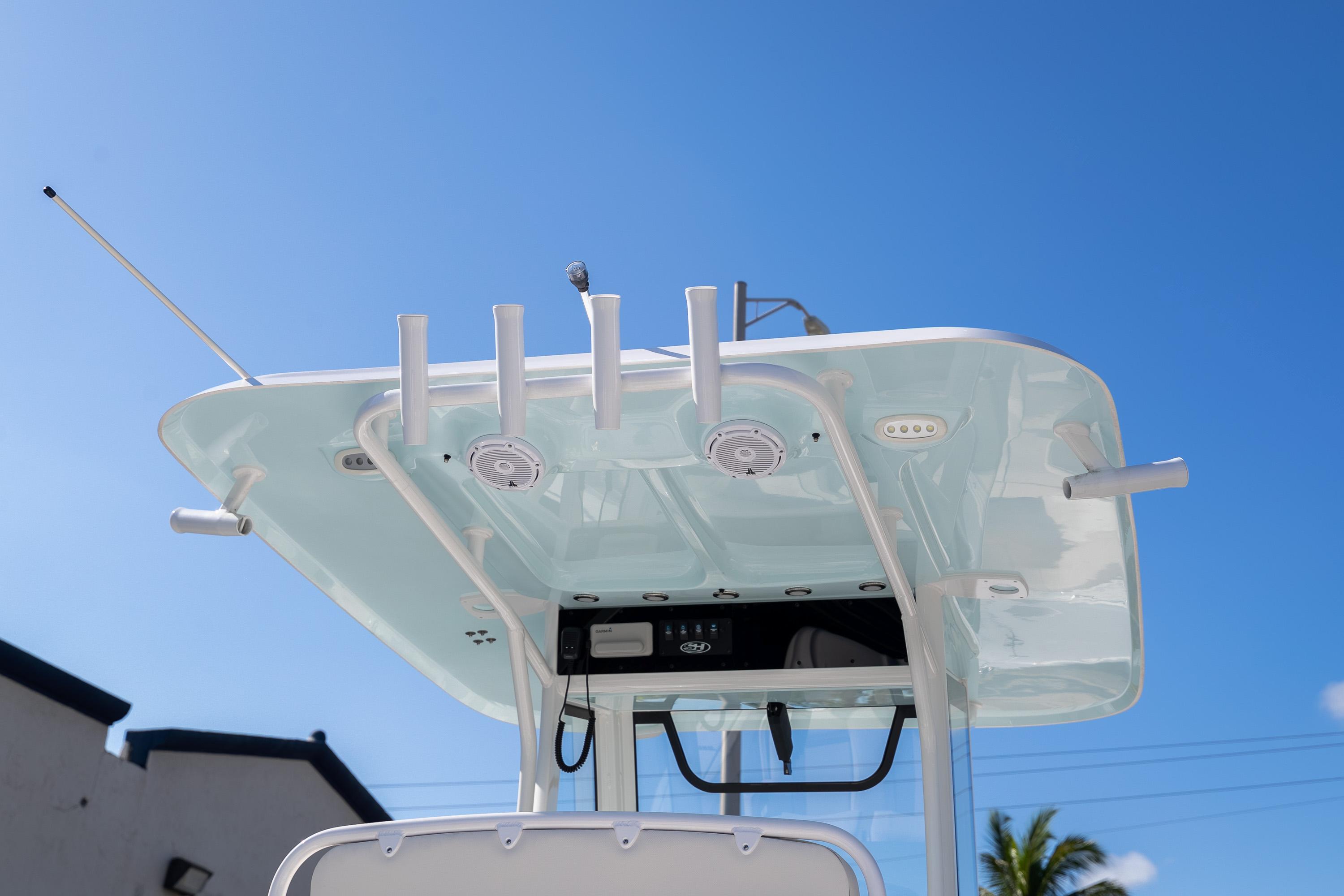 2023 Sea Hunt Ultra 305 SE Center Console for sale - YachtWorld