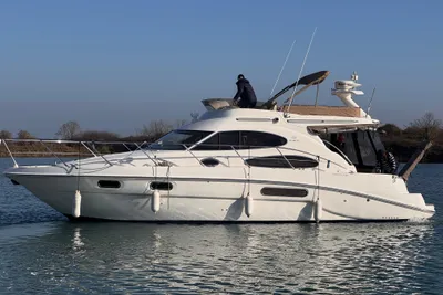 2001 Sealine F37