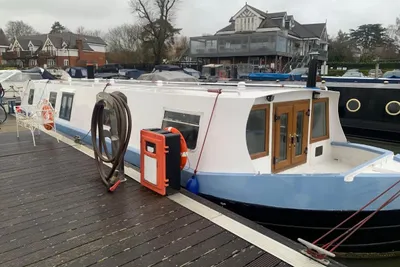 2004 HQ Engineering 50' Widebeam